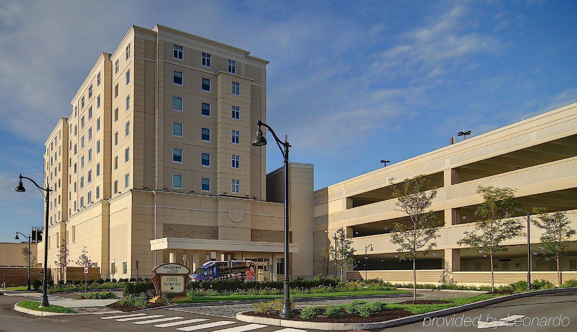 Hotel Hollywood Casino Bangor Esterno foto